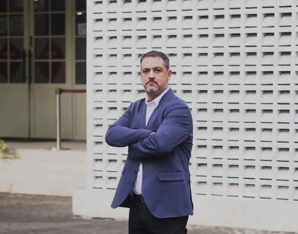 Pelatih Arema FC Marcos Santos terus terang tentang aturan 11 pemain asing